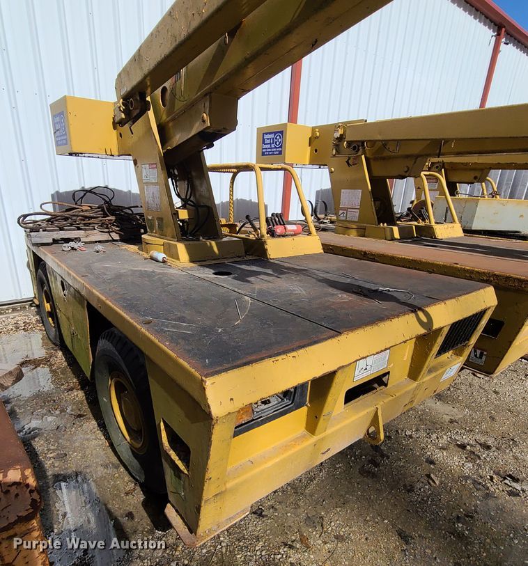 image for item DN6017 Broderson IC-80-2-D  crane