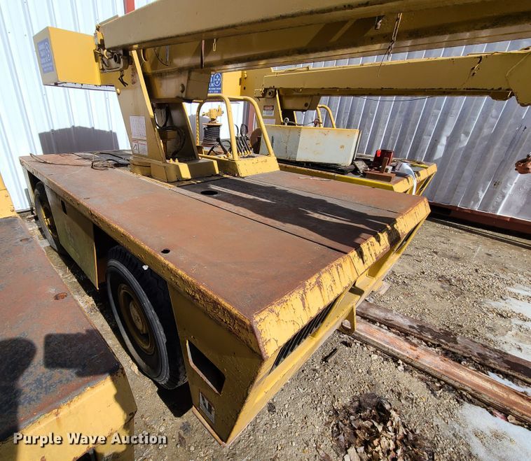 image for item DN6018 Broderson IC-80-2-D  crane