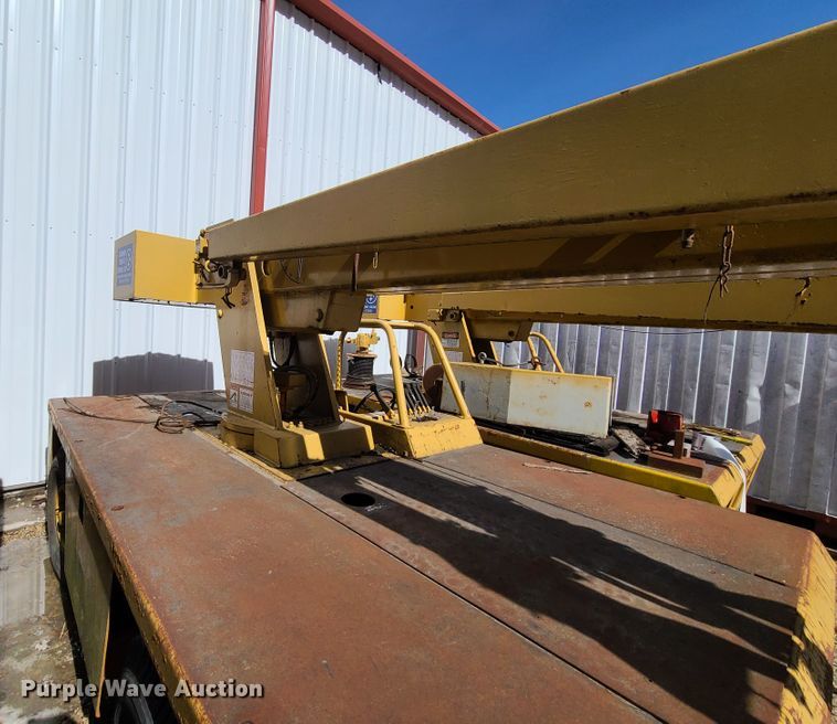 image for item DN6018 Broderson IC-80-2-D  crane