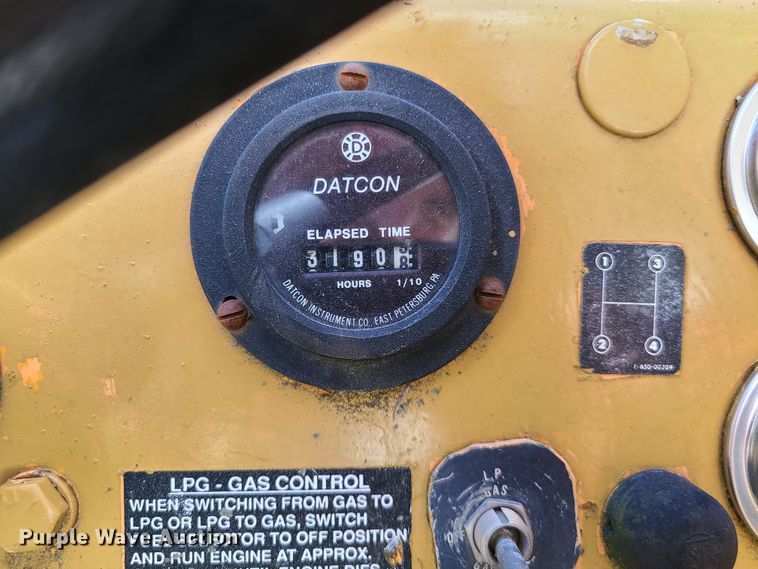 image for item DN6018 Broderson IC-80-2-D  crane