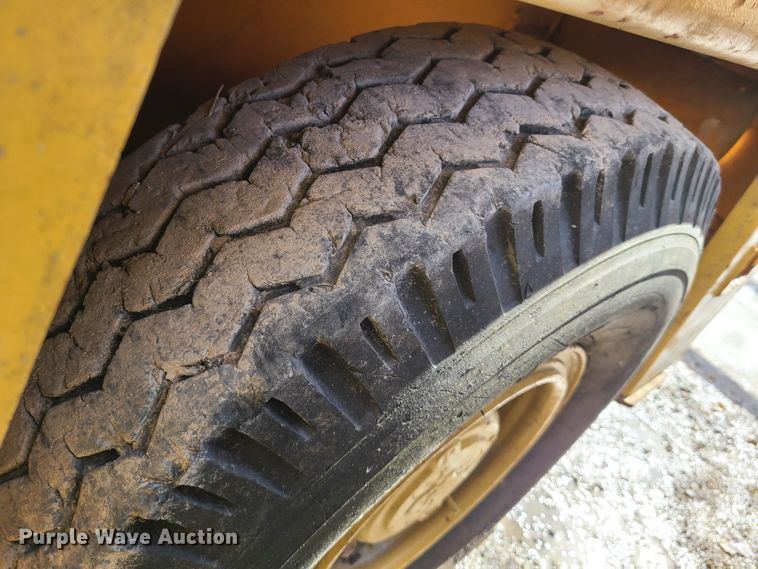 image for item DN6018 Broderson IC-80-2-D  crane