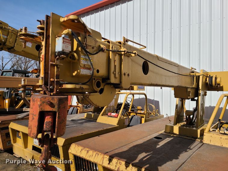 image for item DN6018 Broderson IC-80-2-D  crane