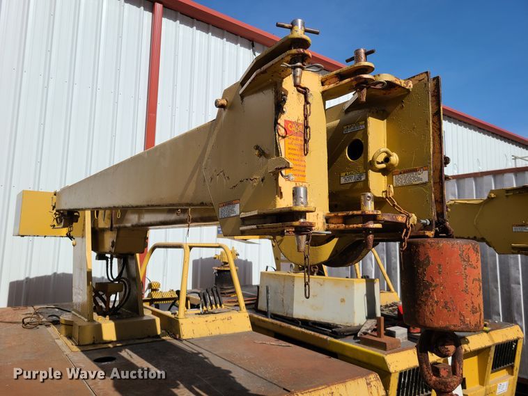 image for item DN6018 Broderson IC-80-2-D  crane