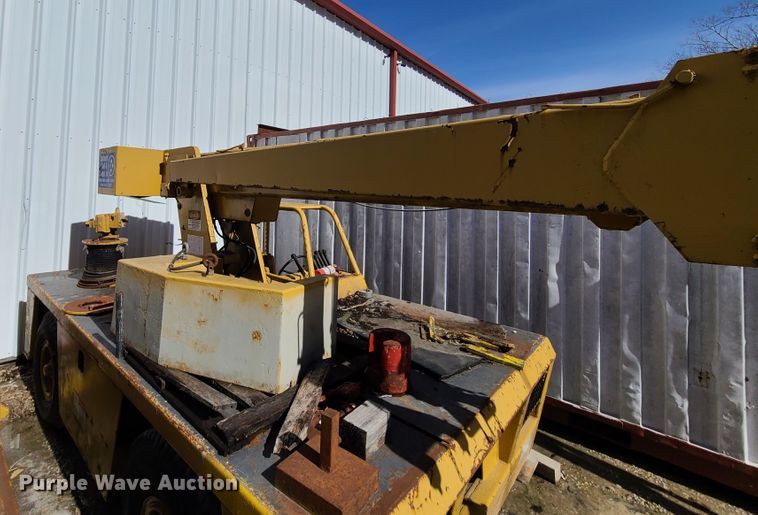 image for item DN6019 Broderson IC-80-2-D  crane