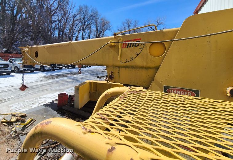 image for item DN6019 Broderson IC-80-2-D  crane