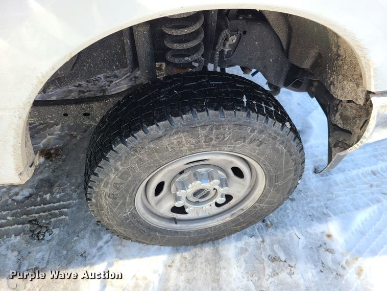 image for item DN6020 2017 Ford F250 Super Duty XL  SuperCab utility bed pickup truck