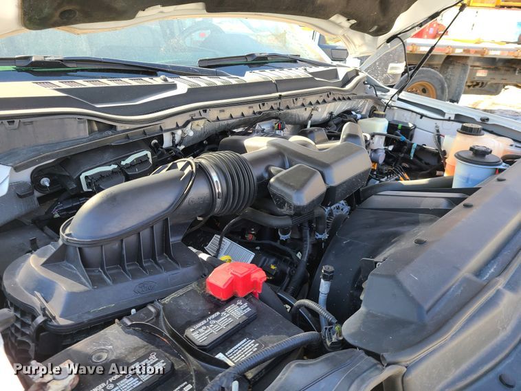 image for item DN6020 2017 Ford F250 Super Duty XL  SuperCab utility bed pickup truck