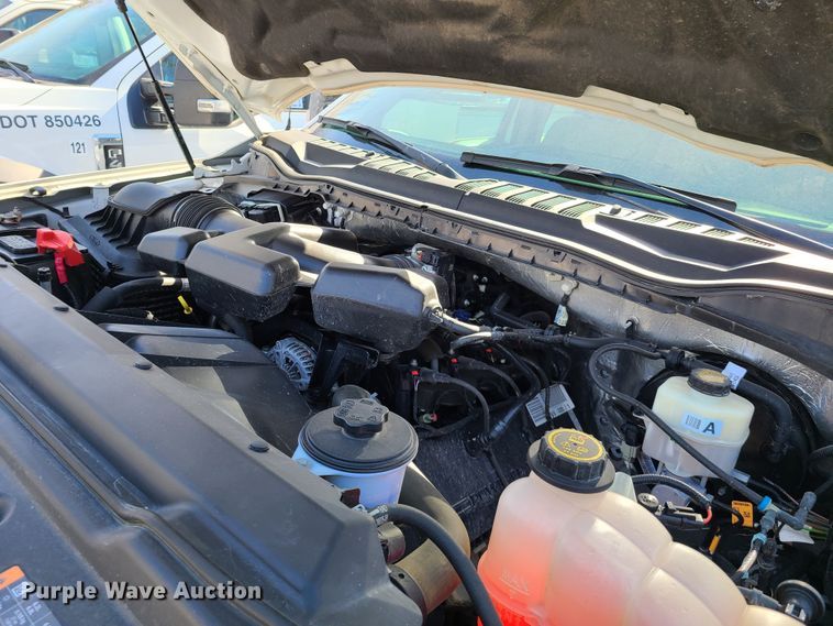 image for item DN6020 2017 Ford F250 Super Duty XL  SuperCab utility bed pickup truck