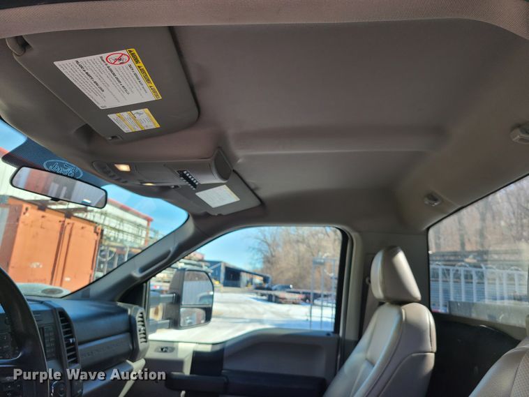 image for item DN6021 2018 Ford F450 Super Duty  utility / service truck