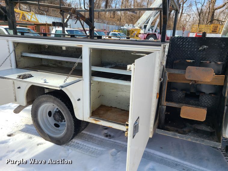 image for item DN6021 2018 Ford F450 Super Duty  utility / service truck