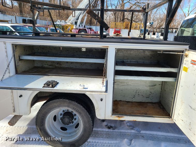 image for item DN6021 2018 Ford F450 Super Duty  utility / service truck