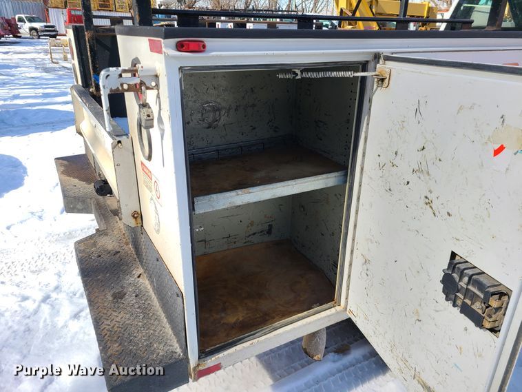 image for item DN6021 2018 Ford F450 Super Duty  utility / service truck