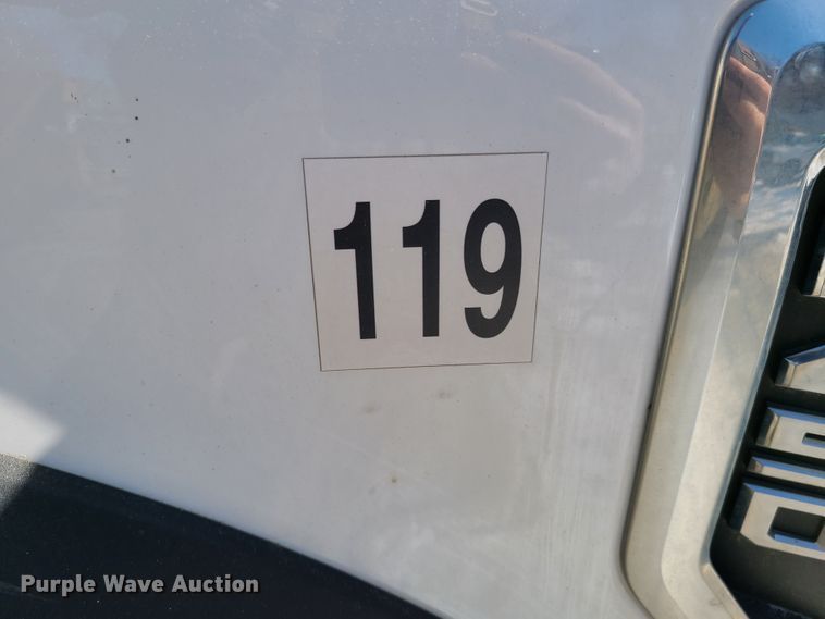 image for item DN6021 2018 Ford F450 Super Duty  utility / service truck