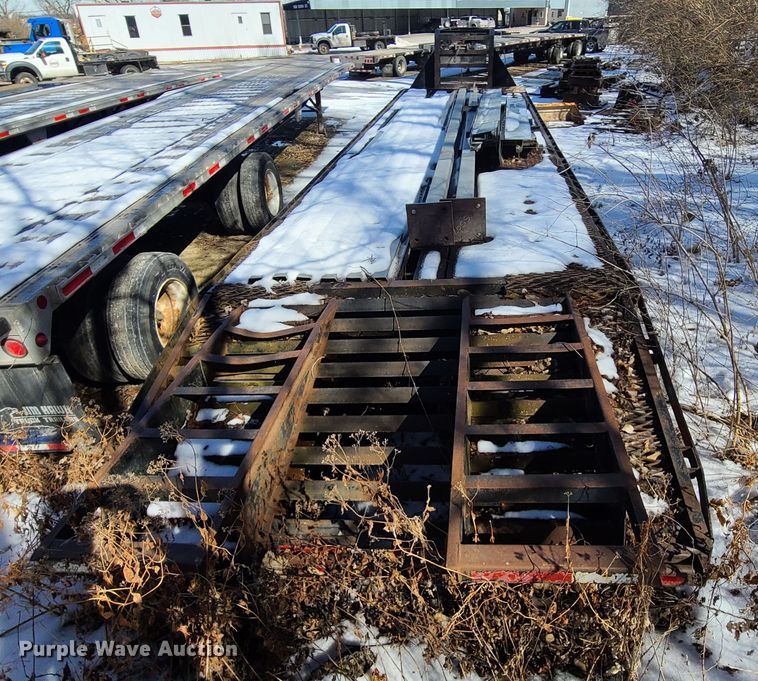 image for item DN6022 2004 L&L equipment trailer