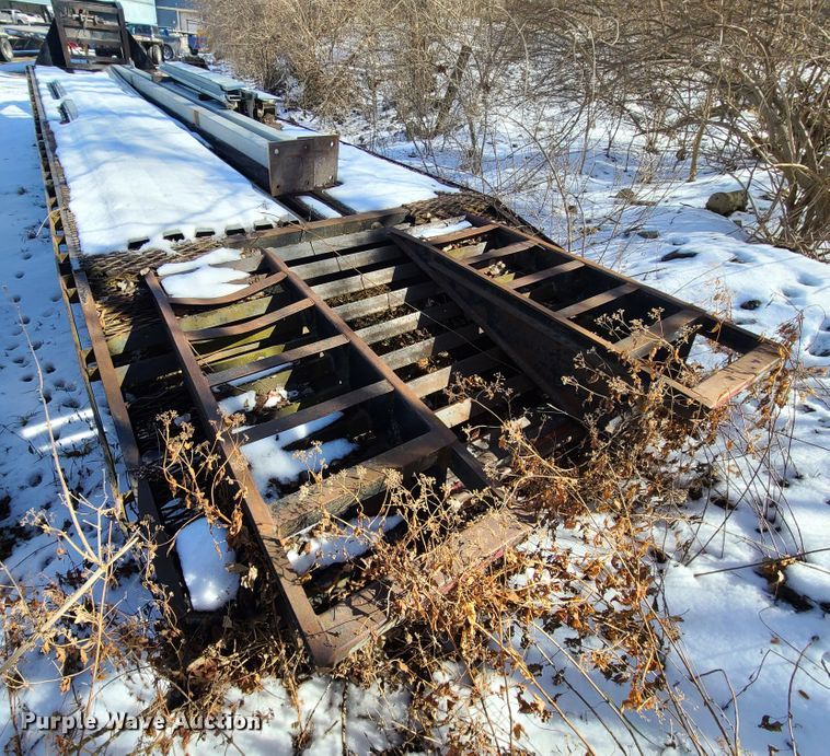 image for item DN6022 2004 L&L equipment trailer