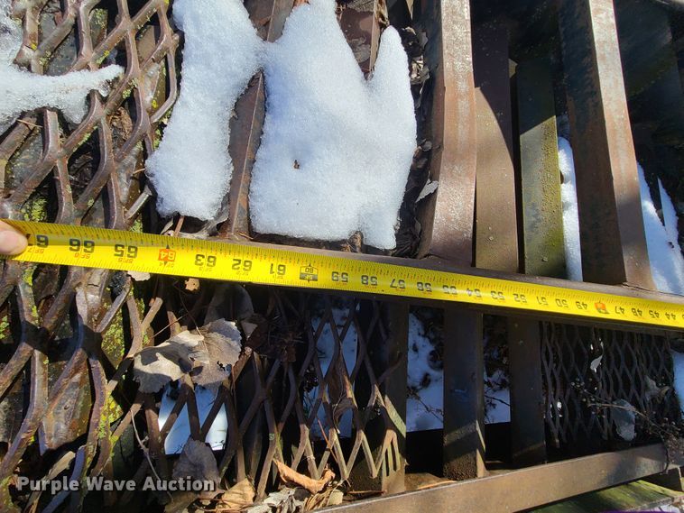 image for item DN6022 2004 L&L equipment trailer