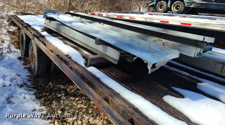 image for item DN6022 2004 L&L equipment trailer