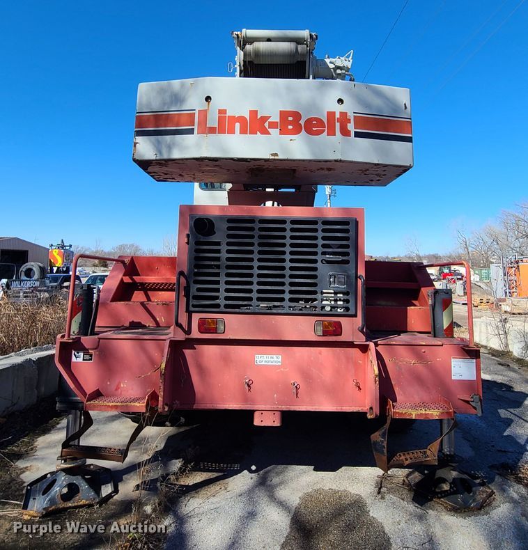 image for item DN6058 2005 Link Belt HSP-8065  crane