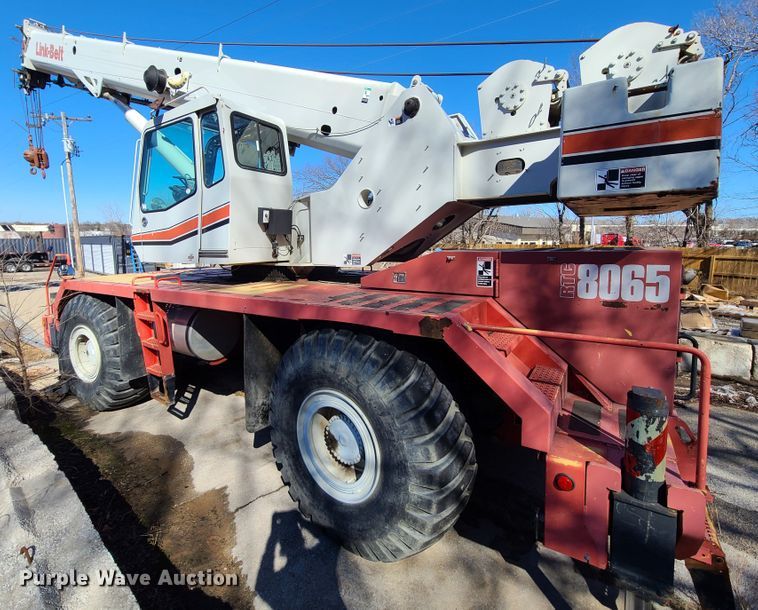 image for item DN6058 2005 Link Belt HSP-8065  crane