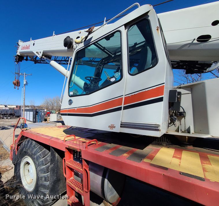 image for item DN6058 2005 Link Belt HSP-8065  crane