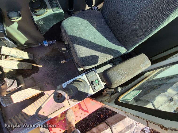 image for item DN6058 2005 Link Belt HSP-8065  crane