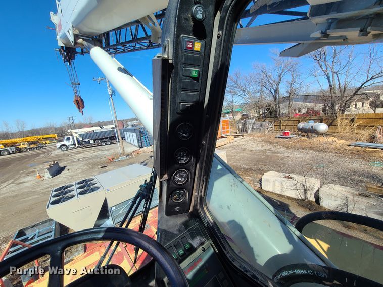 image for item DN6058 2005 Link Belt HSP-8065  crane