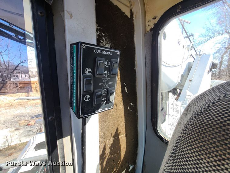 image for item DN6058 2005 Link Belt HSP-8065  crane