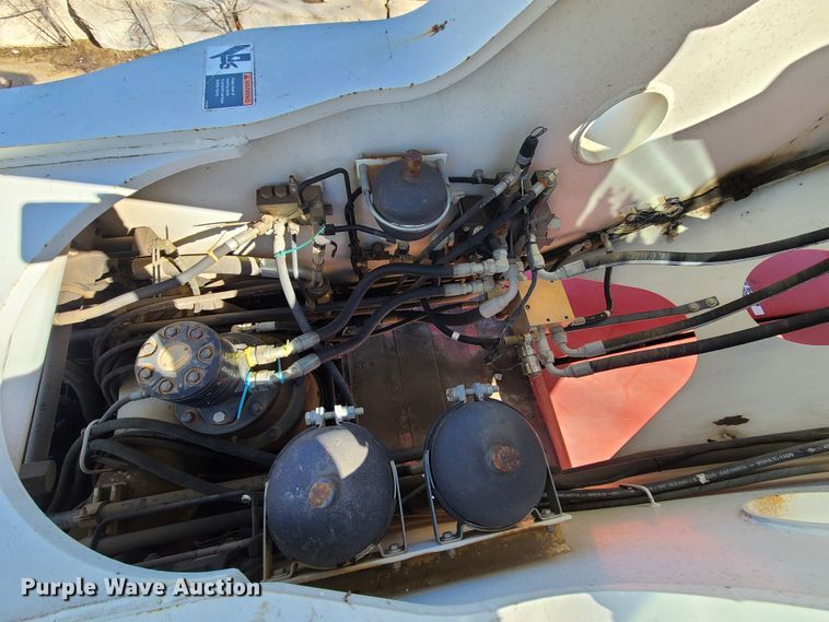 image for item DN6058 2005 Link Belt HSP-8065  crane