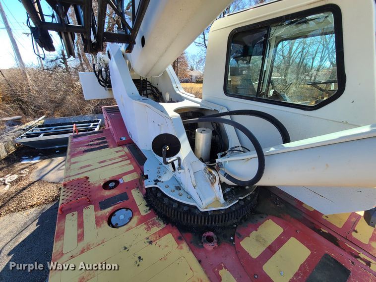 image for item DN6058 2005 Link Belt HSP-8065  crane