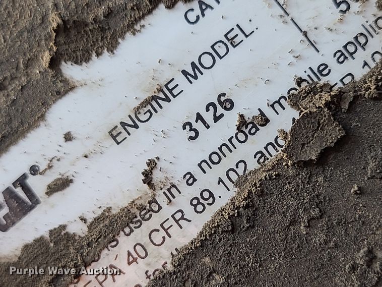 image for item DN6058 2005 Link Belt HSP-8065  crane