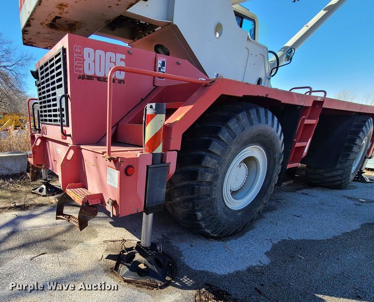 image for item DN6058 2005 Link Belt HSP-8065  crane