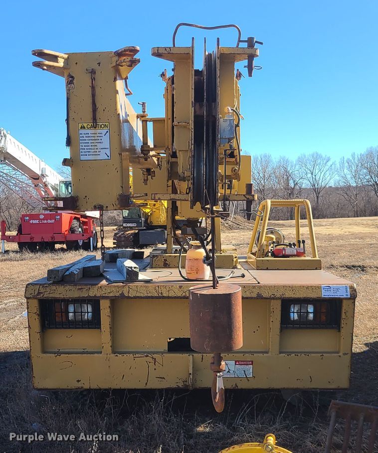 image for item DN6059 Broderson IC-200-2B  crane
