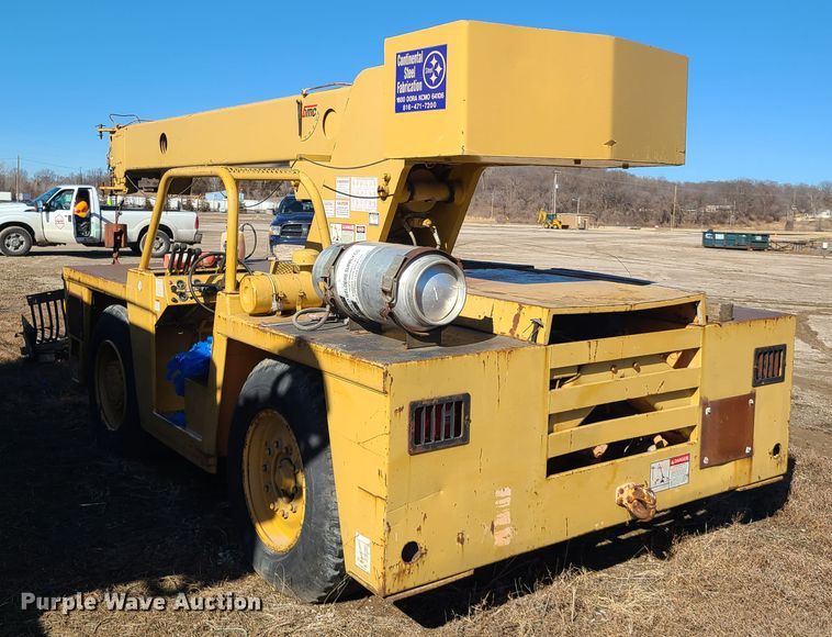 image for item DN6059 Broderson IC-200-2B  crane