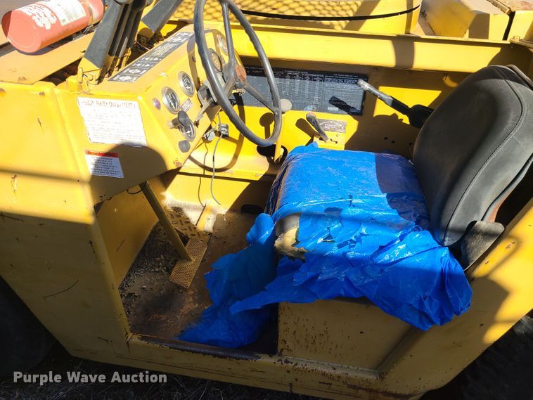 image for item DN6059 Broderson IC-200-2B  crane