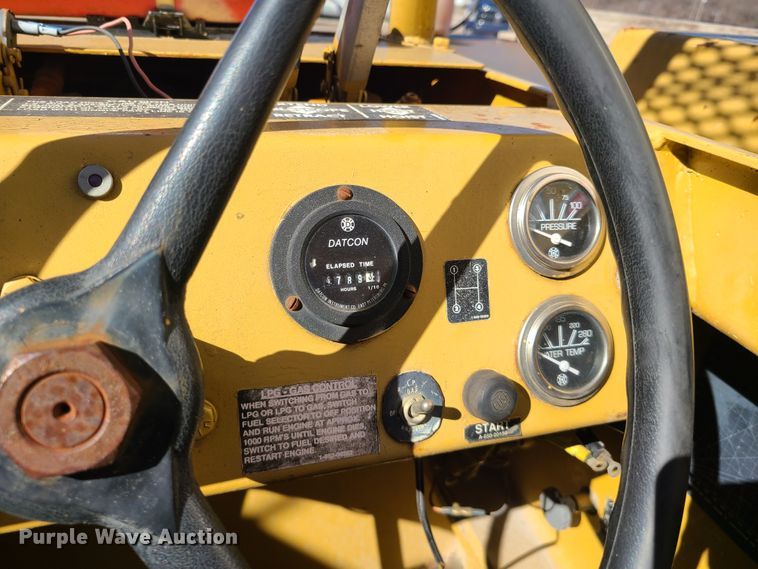 image for item DN6059 Broderson IC-200-2B  crane