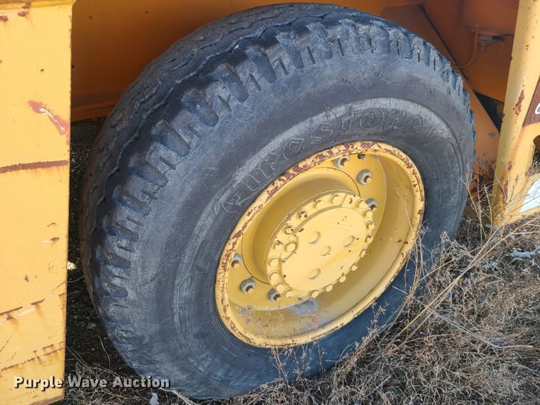 image for item DN6059 Broderson IC-200-2B  crane