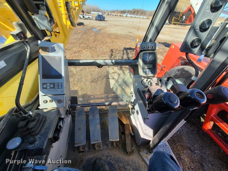 image for item DN6061 2005 Kobelco CK850-II  crane