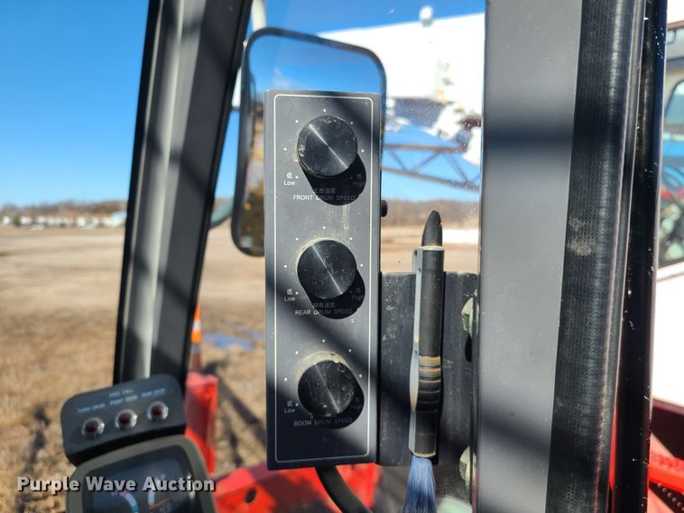 image for item DN6061 2005 Kobelco CK850-II  crane