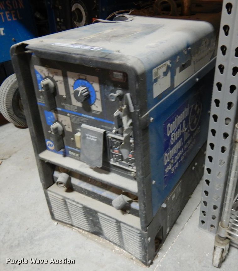 image for item HX9609 Miller Bobcat 250 welder/generator