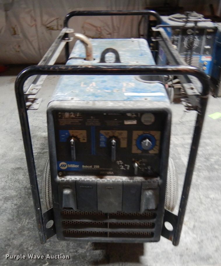 image for item HX9611 Miller Bobcat 250 welder/generator