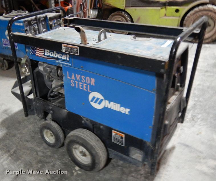 image for item HX9611 Miller Bobcat 250 welder/generator