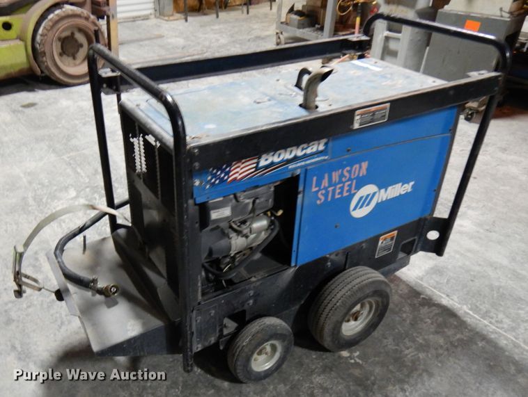 image for item HX9611 Miller Bobcat 250 welder/generator