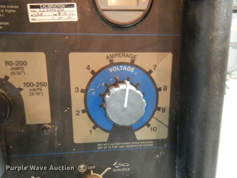 image for item HX9611 Miller Bobcat 250 welder/generator