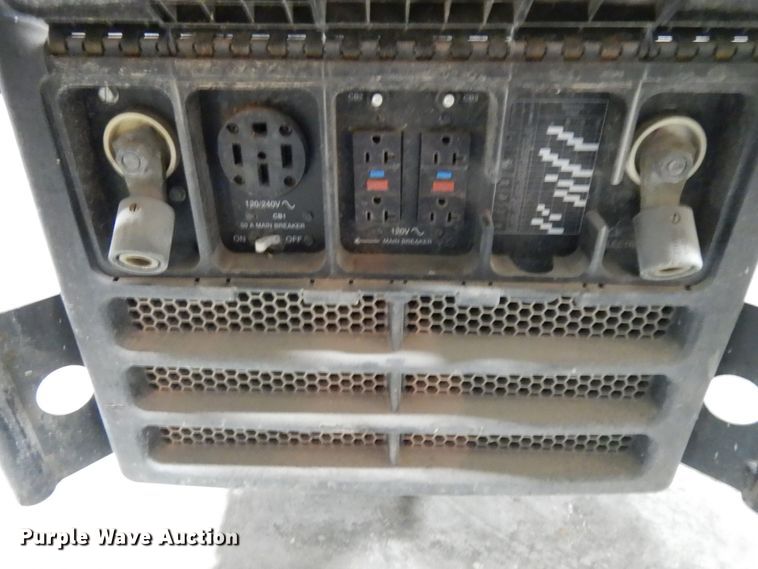 image for item HX9616 Miller Bobcat 250 welder/generator