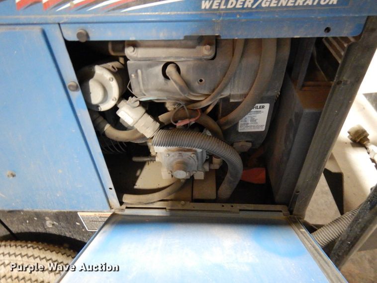 image for item HX9616 Miller Bobcat 250 welder/generator
