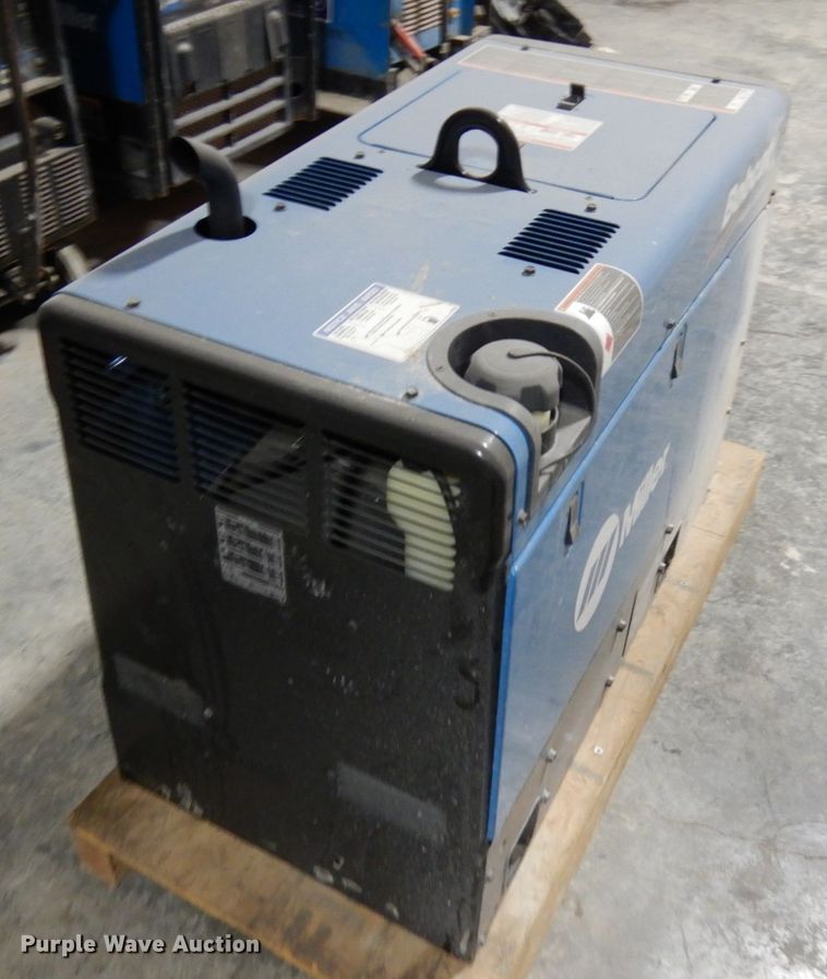 image for item HX9618 Miller Bobcat 250 welder/generator