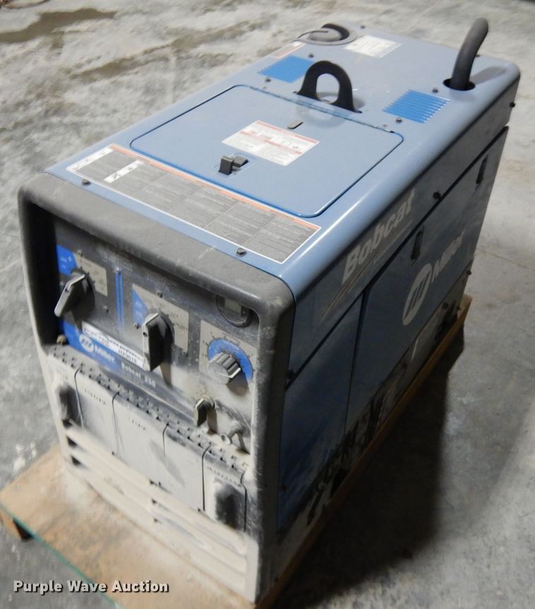 image for item HX9618 Miller Bobcat 250 welder/generator