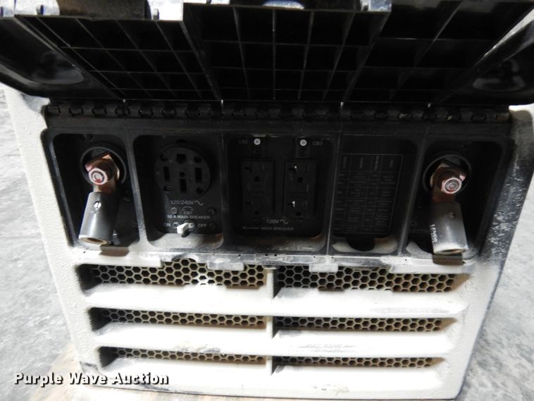 image for item HX9618 Miller Bobcat 250 welder/generator