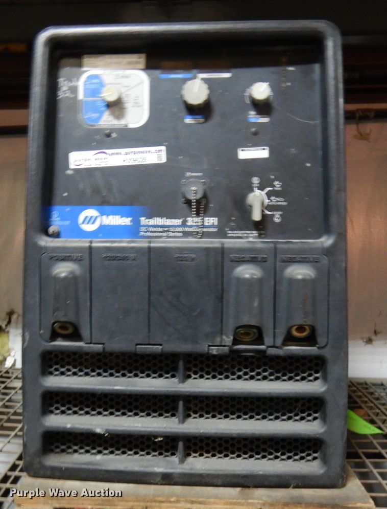 image for item HX9628 Miller Trailblazer 325 EFI welder/generator