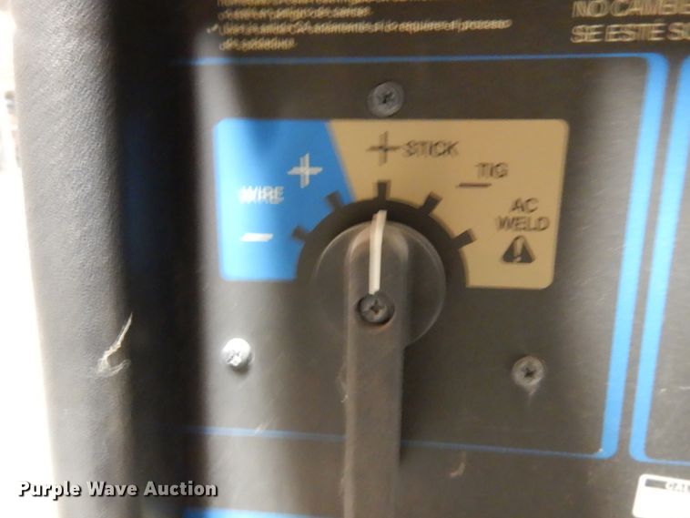 image for item HX9632 Miller Bobcat 250 welder/generator